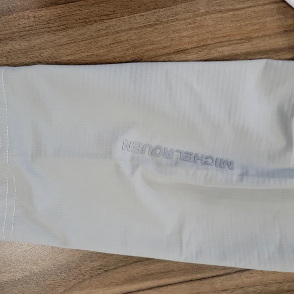 Michel Rouen Men's Performance White and Gray Quarter-Zip Pullover Size XL - Picture 8 of 10